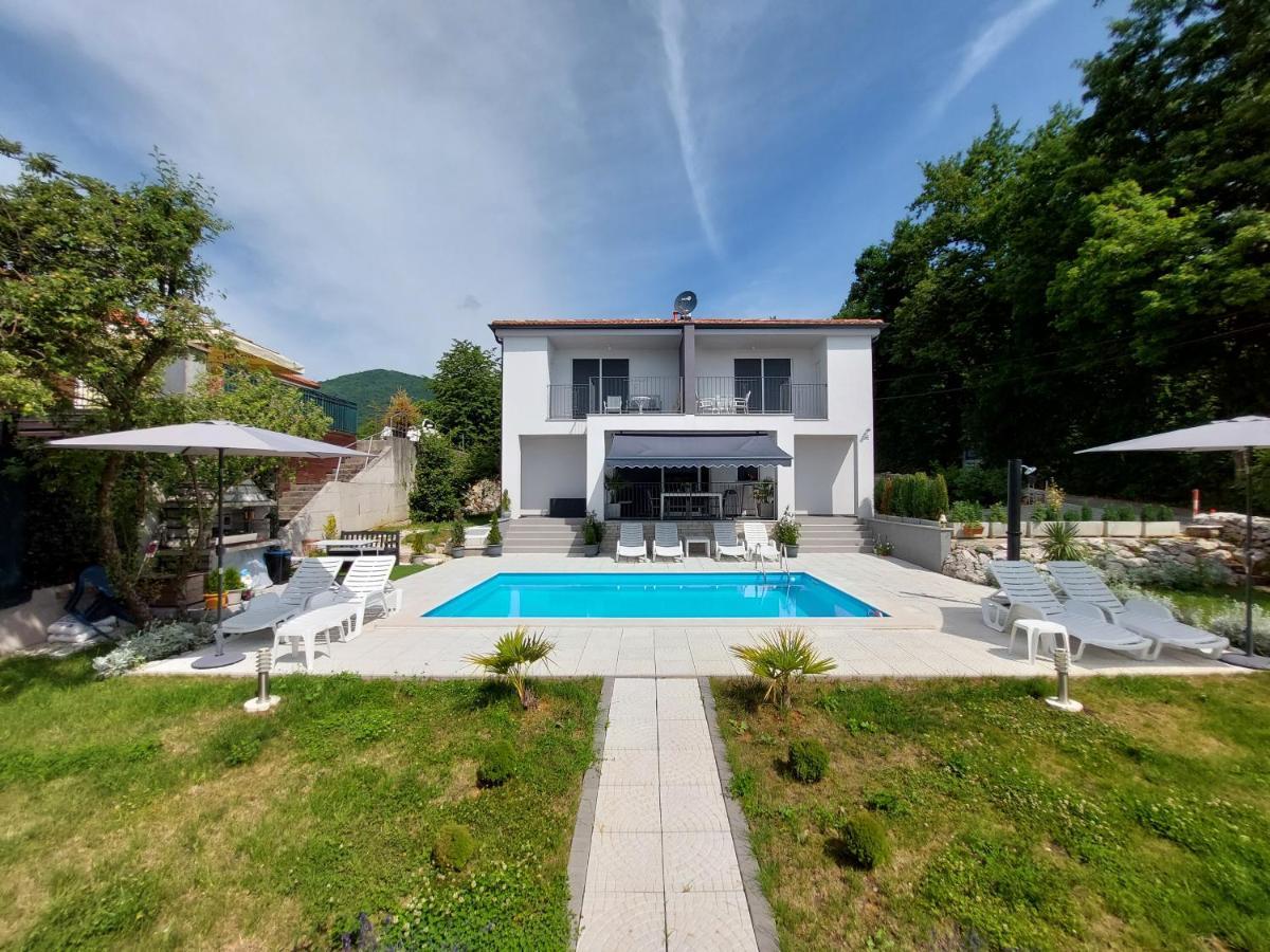 Villa Madlen Icici Exterior foto