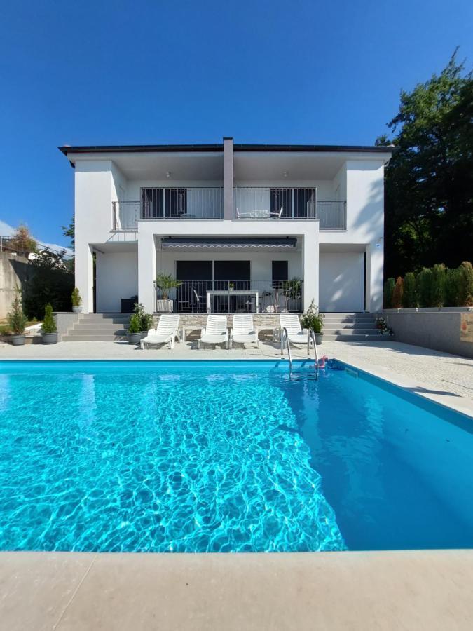 Villa Madlen Icici Exterior foto